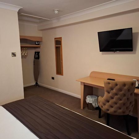 Borough Arms Hotel Newcastle-under-Lyme Dış mekan fotoğraf