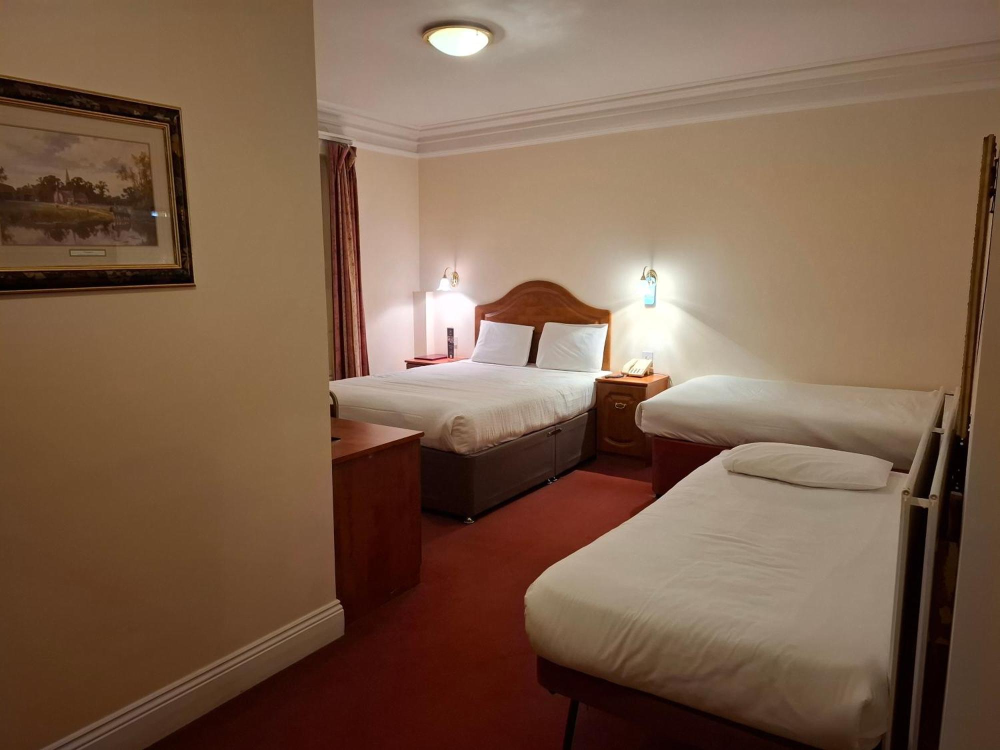 Borough Arms Hotel Newcastle-under-Lyme Dış mekan fotoğraf
