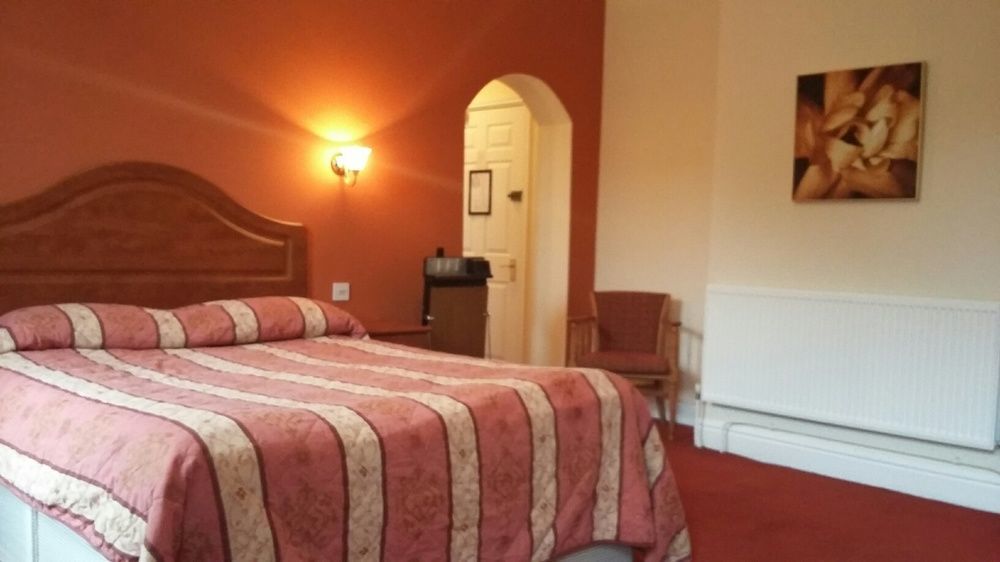 Borough Arms Hotel Newcastle-under-Lyme Dış mekan fotoğraf
