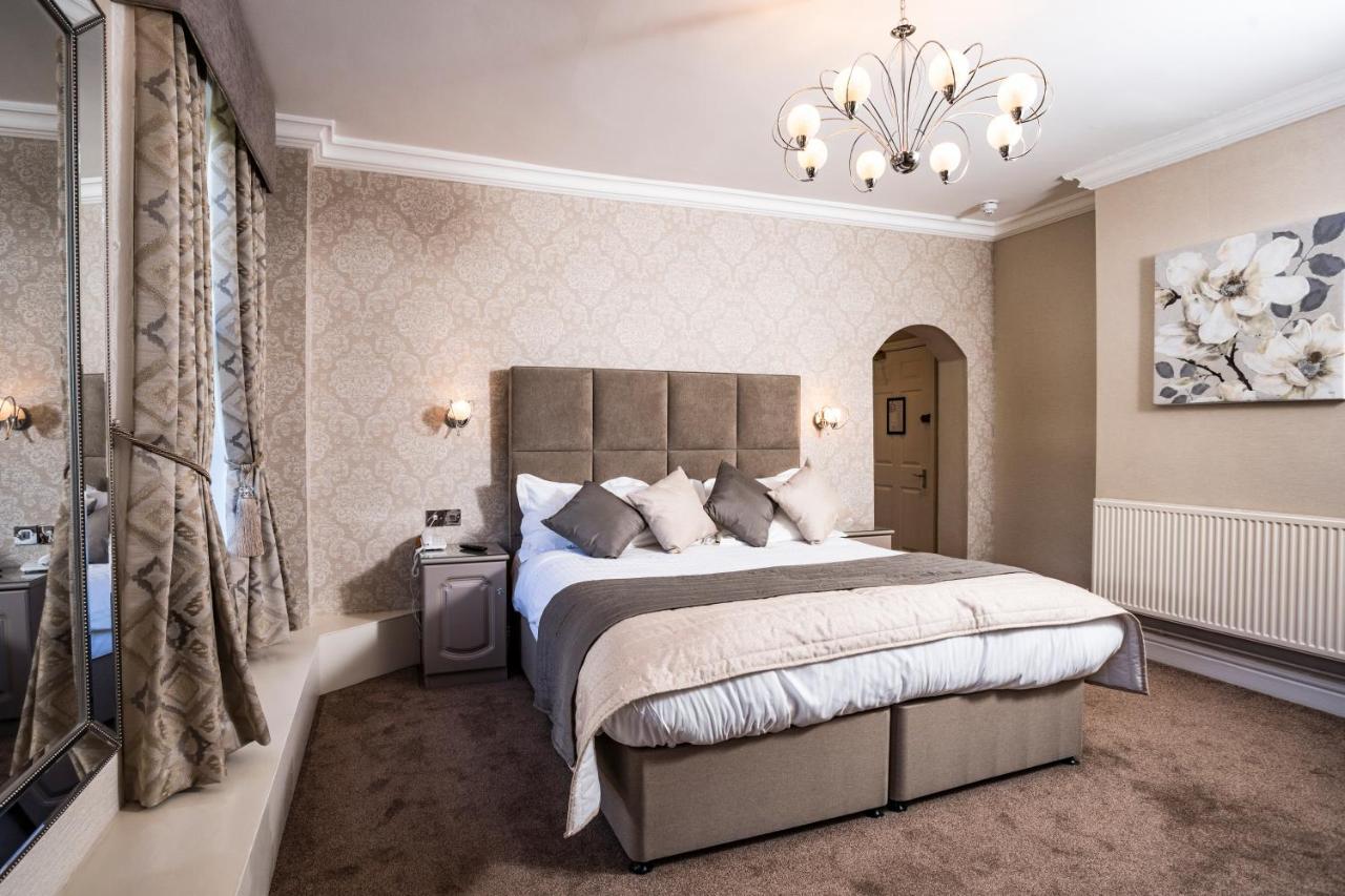 Borough Arms Hotel Newcastle-under-Lyme Dış mekan fotoğraf
