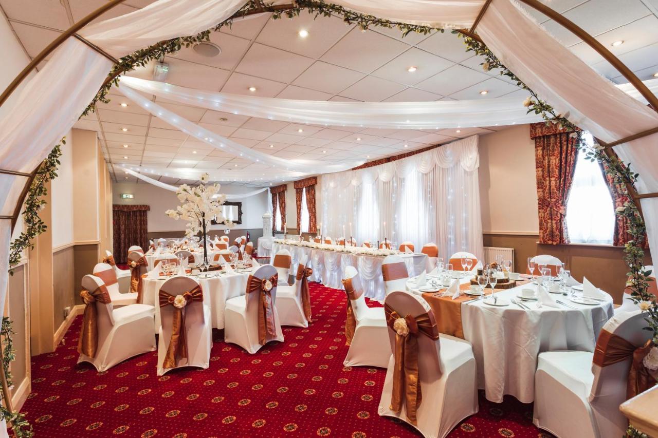 Borough Arms Hotel Newcastle-under-Lyme Dış mekan fotoğraf