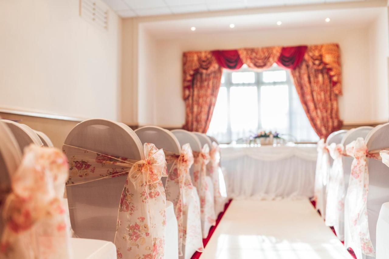 Borough Arms Hotel Newcastle-under-Lyme Dış mekan fotoğraf